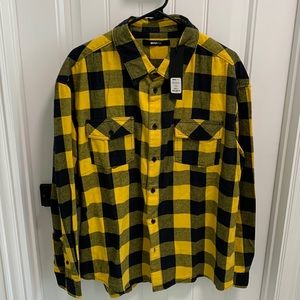 Fashion Nova men’s Buffalo flannel
